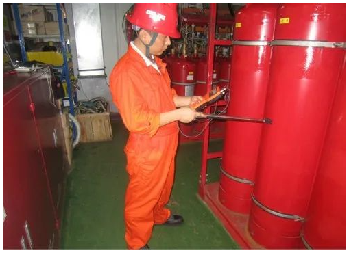 長春氣體滅火系統(tǒng)液面檢測——便攜式超聲波鋼瓶液位計(jì)（液位指示器）